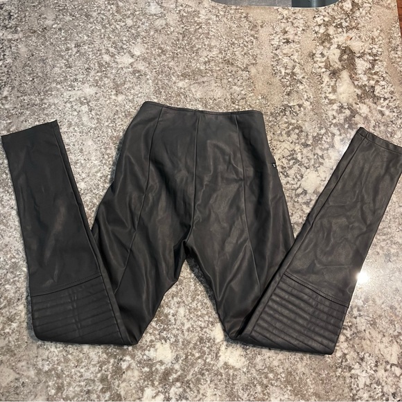 H&M DIVIDED Black Faux Leather Pants | Size 6 - Picture 5 of 5